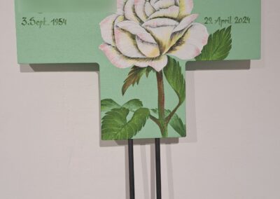Übergangskreuz Weiße Rose