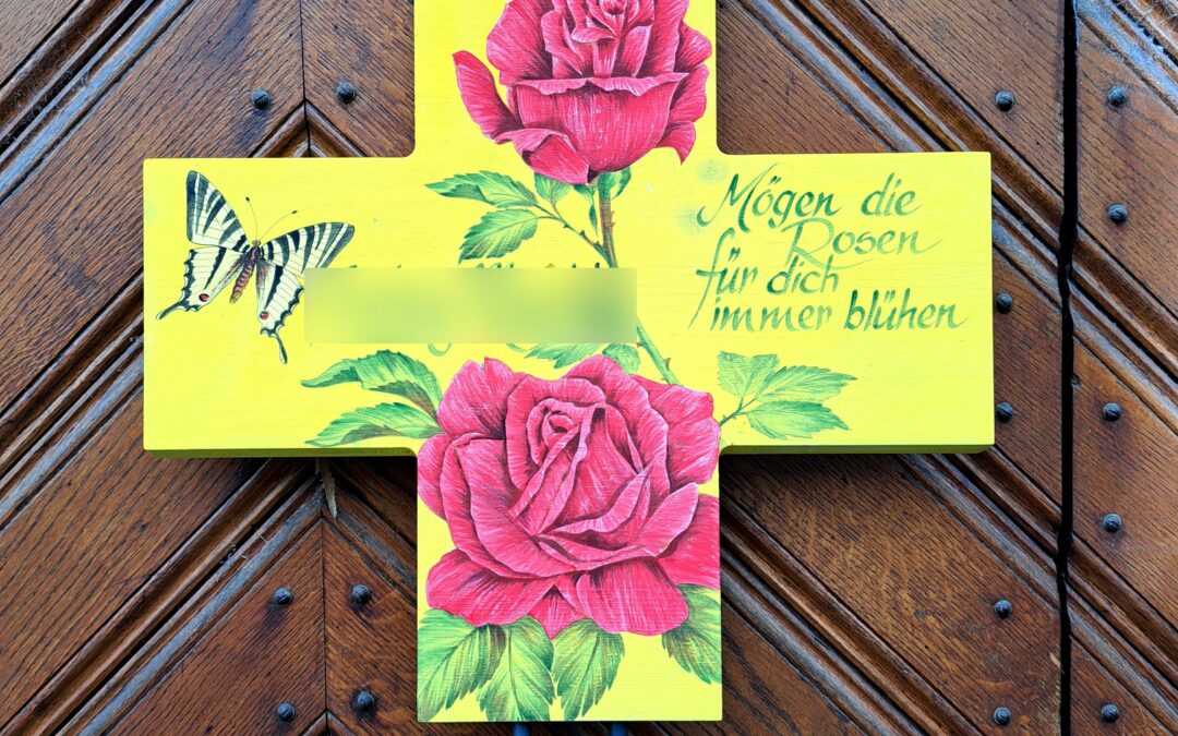 Übergangskreuz Rote Rosen